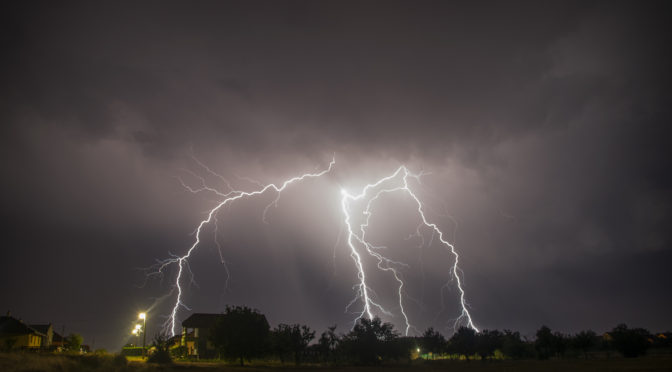 Zivataros délután, villámfényes éjszaka (2019.07.26.)