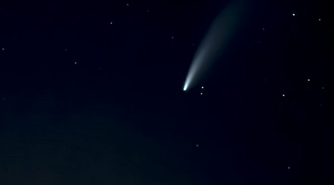 A NEOWISE üstökös a Pásztó feletti égbolton
